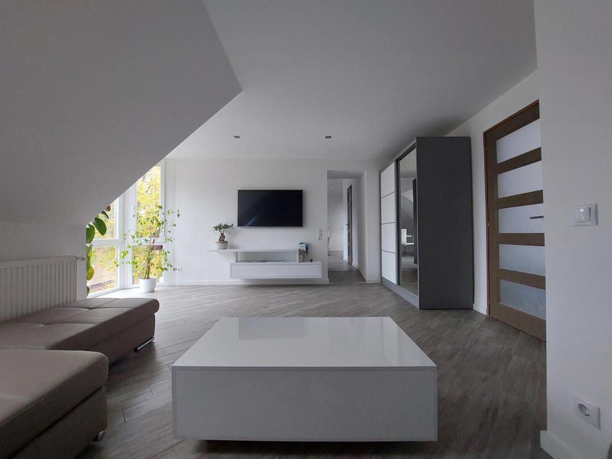 Bagoly Apartman Eger Luaran gambar