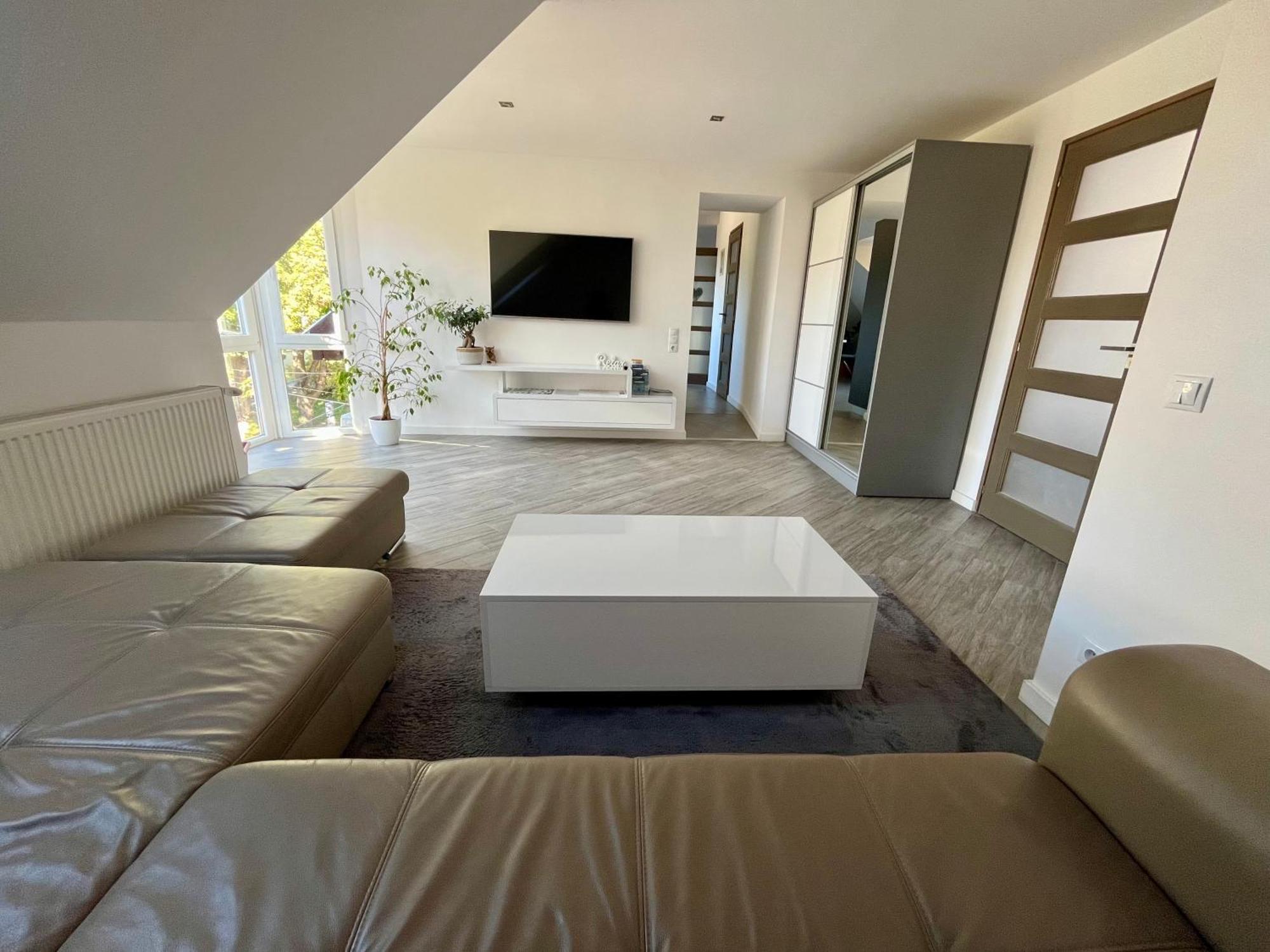 Bagoly Apartman Eger Luaran gambar